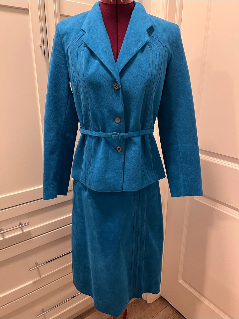 Vintage Ultrasuede VANITY FAIR Teal Skirt Suit Set Belted Blazer Pencil Skirt 6